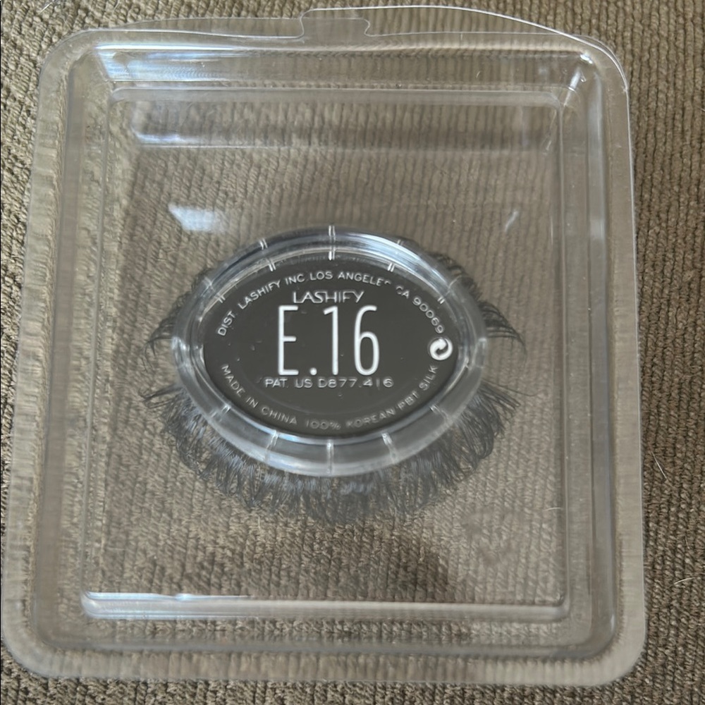 Lashify E.16 gossamer Eyelashes